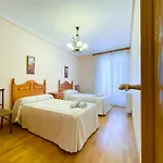 Vivienda Turistica Leones