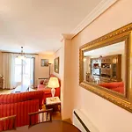 Vivienda Turistica Leones Appartement *