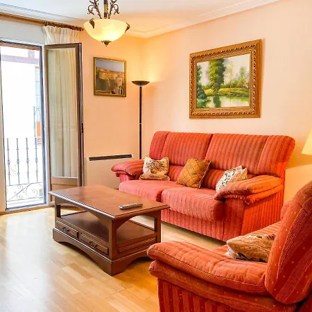 Vivienda Turistica Leones