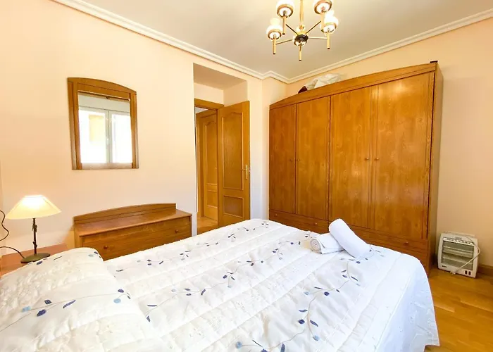 Vivienda Turistica Leones 아파트 *