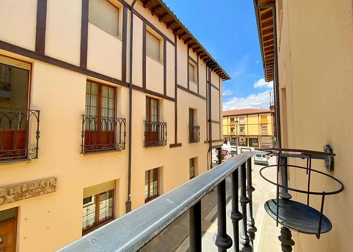 Vivienda Turistica Leones 베를랑가 데 두에로